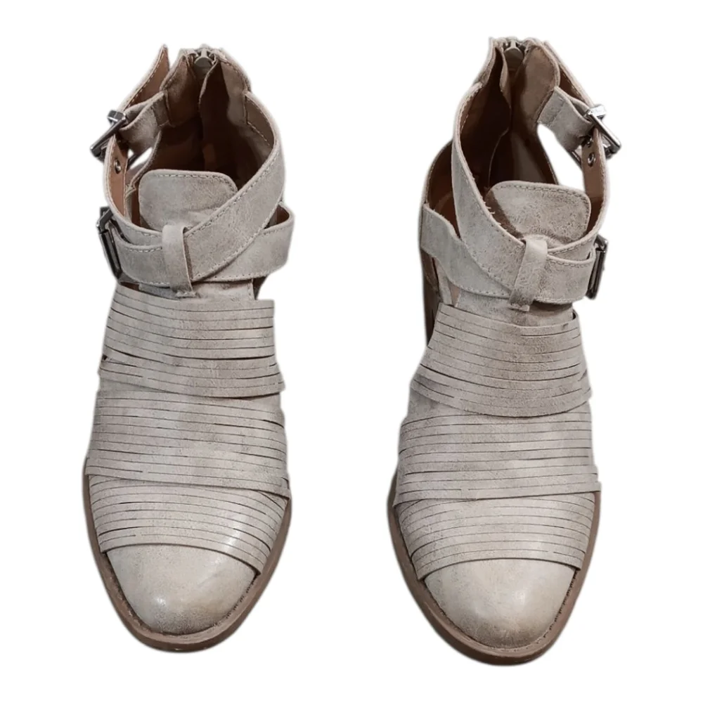 Qupid Cream Minimalist Strappy Women's Ankle Shoes Size 8